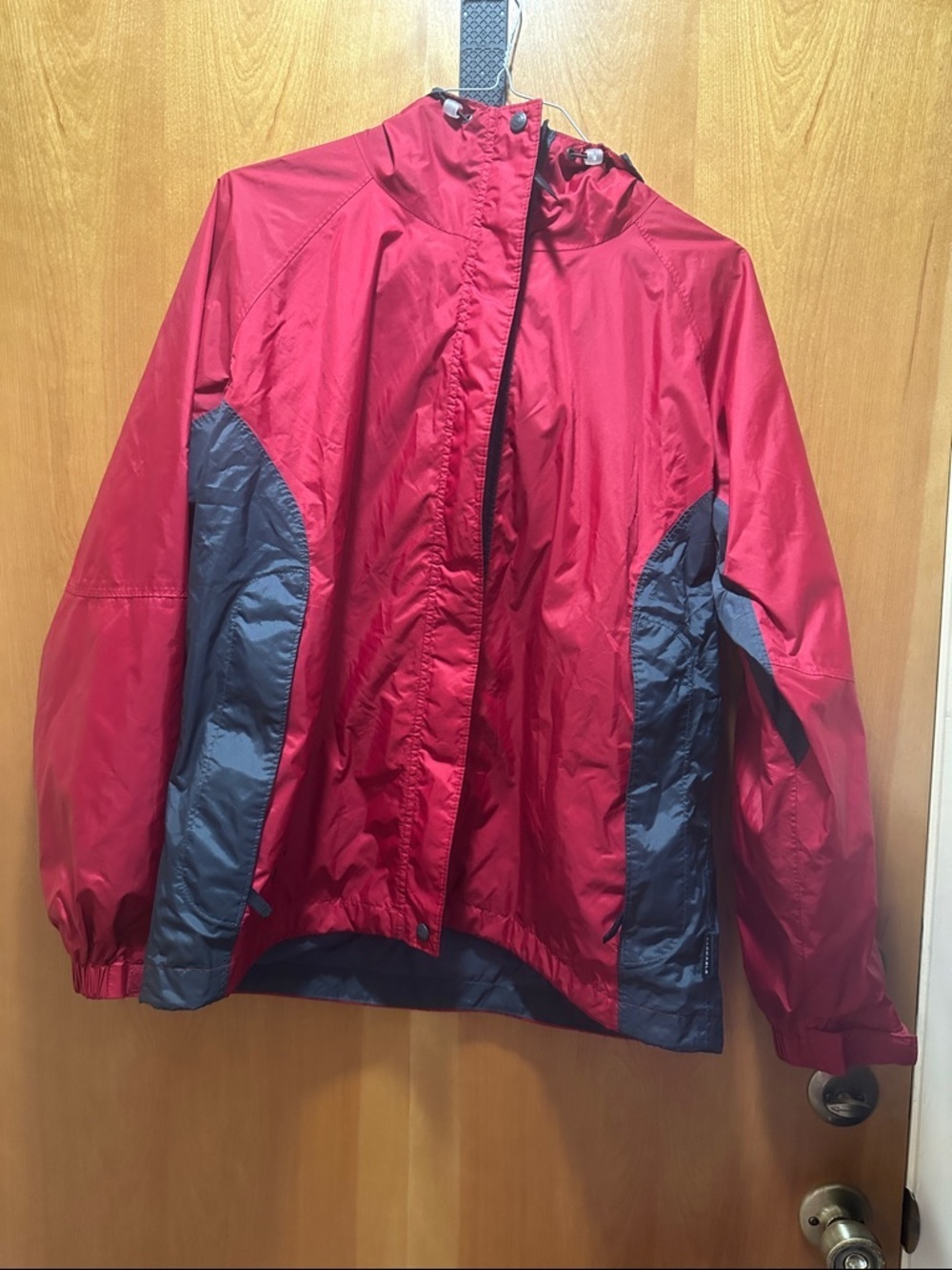 Columbia Windbreaker/Rainjacket Size XL